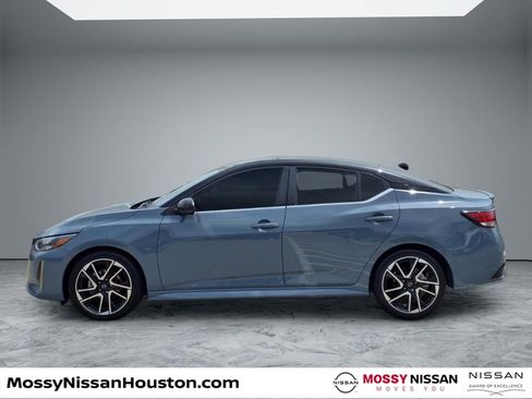 Used 2024 Nissan Sentra SR FWD image 5