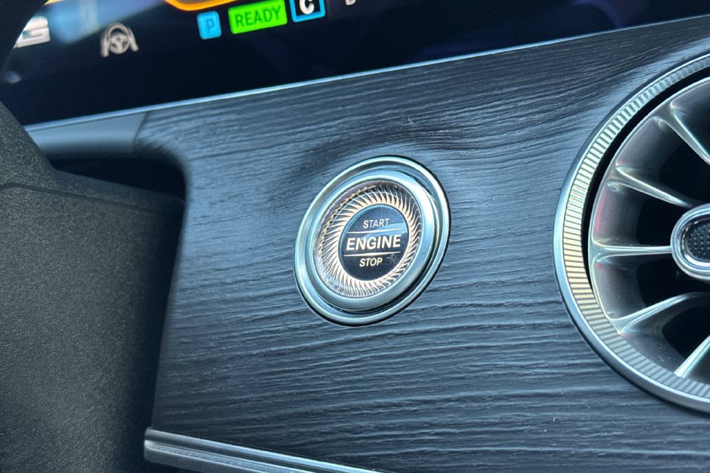 Used 2023 Mercedes-Benz AMG GT 43 image 27