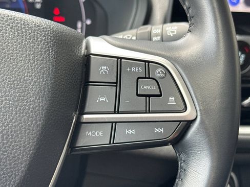 Certified 2025 Toyota Grand Highlander FWD image 31