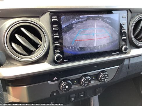 Used 2020 Toyota Tacoma SR5 RWD image 14