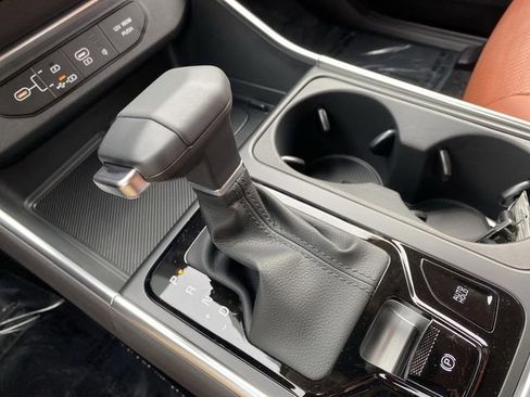 New 2026 Kia Carnival SX Prestige image 26