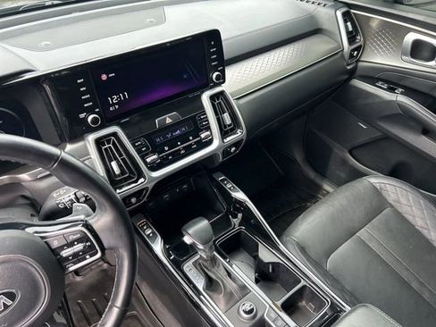 Used 2021 Kia Sorento SX image 27