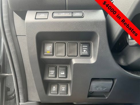 New 2025 Nissan Frontier PRO-4X w/ Pro Convenience Package image 10