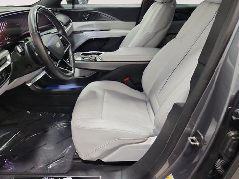 Used 2023 Cadillac Lyriq 2WD image 9