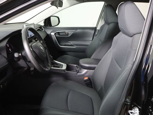 Used 2025 Toyota RAV4 LE FWD image 16