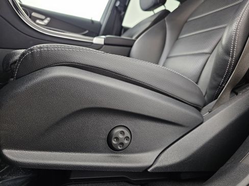 Certified 2022 Mercedes-Benz GLC 300 4MATIC image 10