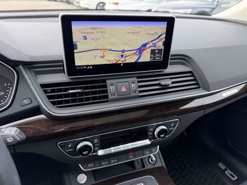 Used 2018 Audi Q5 2.0T Premium Plus w/ Premium Plus Package image 21