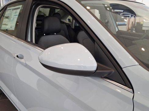 New 2026 Volkswagen Jetta SE FWD image 7