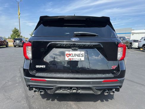 Used 2022 Ford Explorer ST w/ Equipment Group 401A image 13