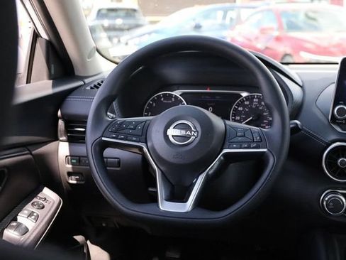 Certified 2024 Nissan Sentra SV FWD image 23