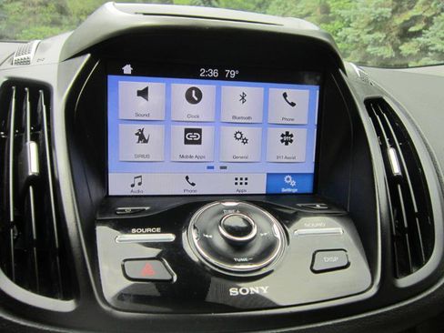 Used 2017 Ford Escape Titanium AWD/4WD image 27