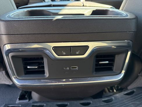 Used 2023 GMC Sierra 1500 Denali w/ Technology Package AWD/4WD image 21