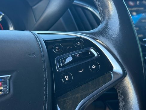 Used 2019 Cadillac Escalade ESV Platinum image 19