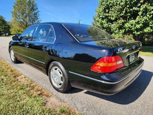 Used 2002 Lexus LS 430 image 8