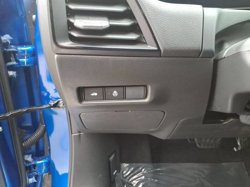 New 2026 Nissan Sentra SR w/ SR All Weather Package FWD image 19