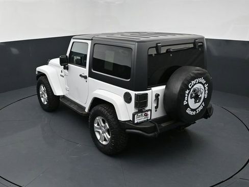 Used 2018 Jeep Wrangler Sport AWD/4WD image 16