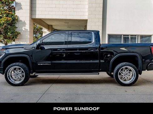 Used 2023 GMC Sierra 1500 Denali Ultimate AWD/4WD image 5