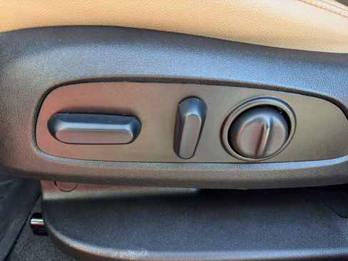 Used 2023 Chevrolet Blazer Premier w/ Enhanced Convenience Package image 20