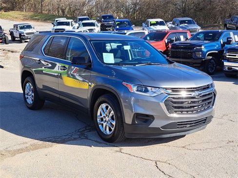 Used 2020 Chevrolet Traverse LS image 7
