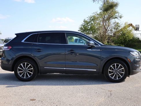 Used 2021 Lincoln Nautilus AWD image 7