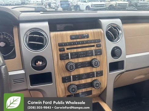 Used 2011 Ford F150 Lariat w/ Lariat Chrome Pkg image 13