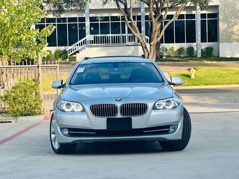 Used 2011 BMW 535i 535i 4dr Sedan image 2