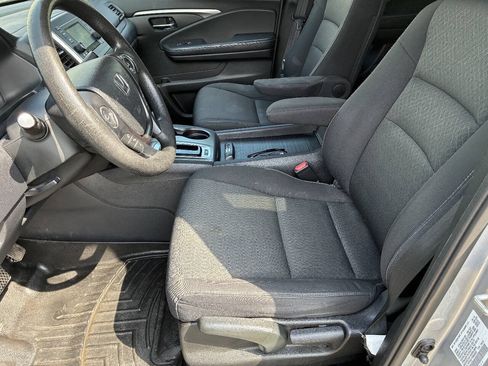 Used 2019 Honda Ridgeline Sport image 6