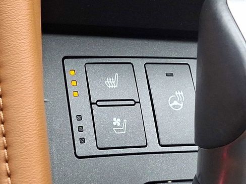 Used 2022 Lexus RC 300 AWD w/ Navigation Package image 19