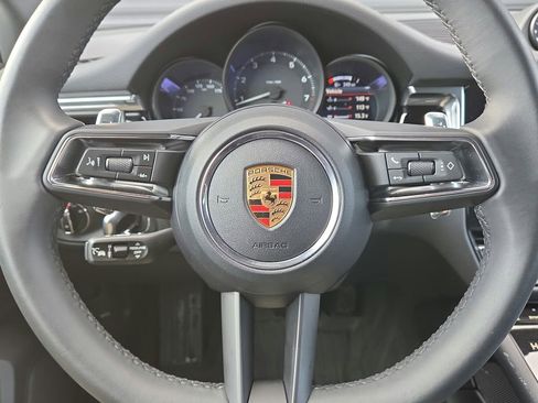 Certified 2026 Porsche Macan image 9