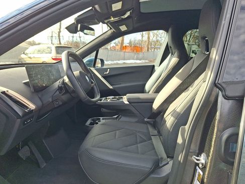 Used 2025 BMW iX xDrive50 image 13