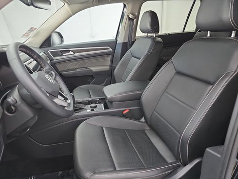 Certified 2023 Volkswagen Atlas SE AWD/4WD image 16