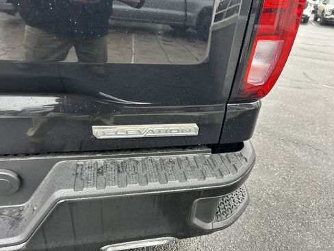 New 2026 GMC Sierra 1500 Elevation image 10
