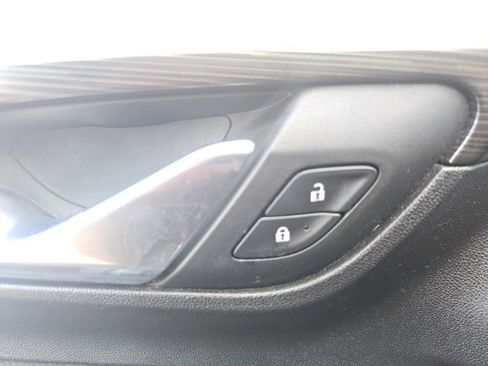 Used 2022 GMC Terrain SLE w/ Driver Convenience Package image 28