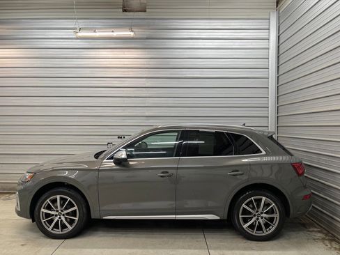 Used 2023 Audi SQ5 Premium w/ Convenience Package AWD/4WD image 6