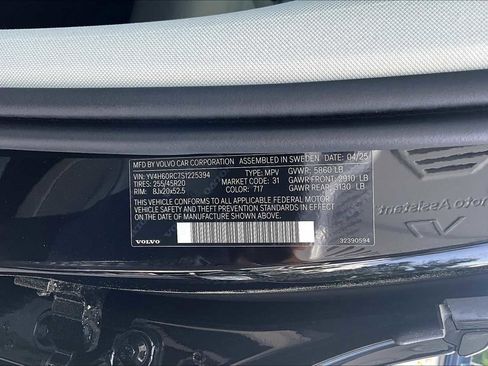 New 2025 Volvo XC60 T8 Plus w/ Protection Package Premier image 12