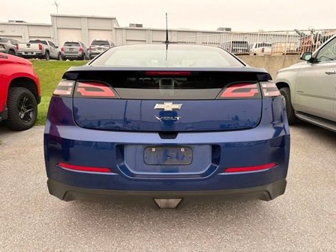 Used 2013 Chevrolet Volt FWD image 5