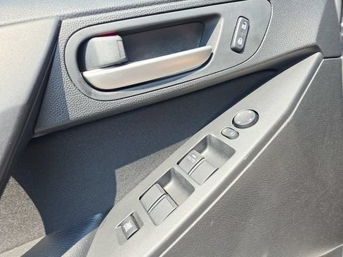Used 2013 MAZDA MAZDA3 i Touring FWD image 26