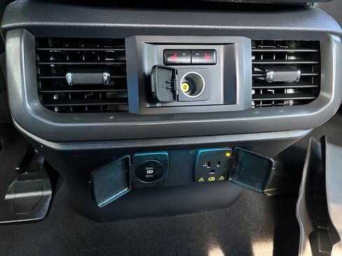 Used 2024 Ford F150 Lariat w/ Equipment Group 502A High AWD/4WD image 17