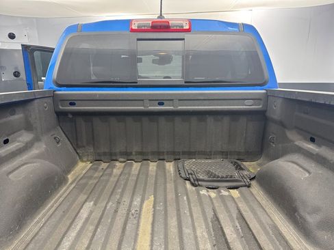 Used 2021 Chevrolet Colorado LT w/ Safety Package image 40