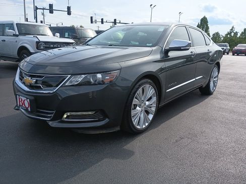 Used 2019 Chevrolet Impala Premier w/ Premier Confidence Package FWD image 3