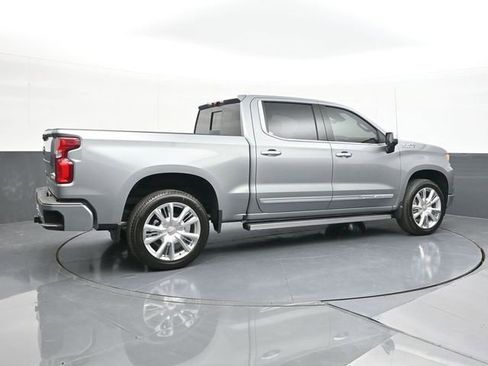 New 2026 Chevrolet Silverado 1500 High Country AWD/4WD image 16