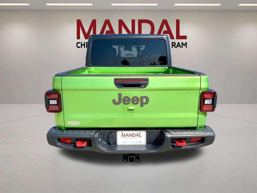 Used 2025 Jeep Gladiator Rubicon w/ Convenience Group AWD/4WD image 6