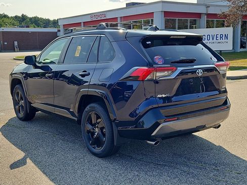 Used 2021 Toyota RAV4 XSE AWD/4WD image 10