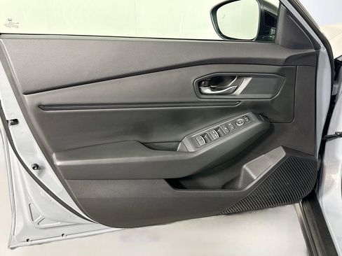Used 2025 Honda Accord SE image 8