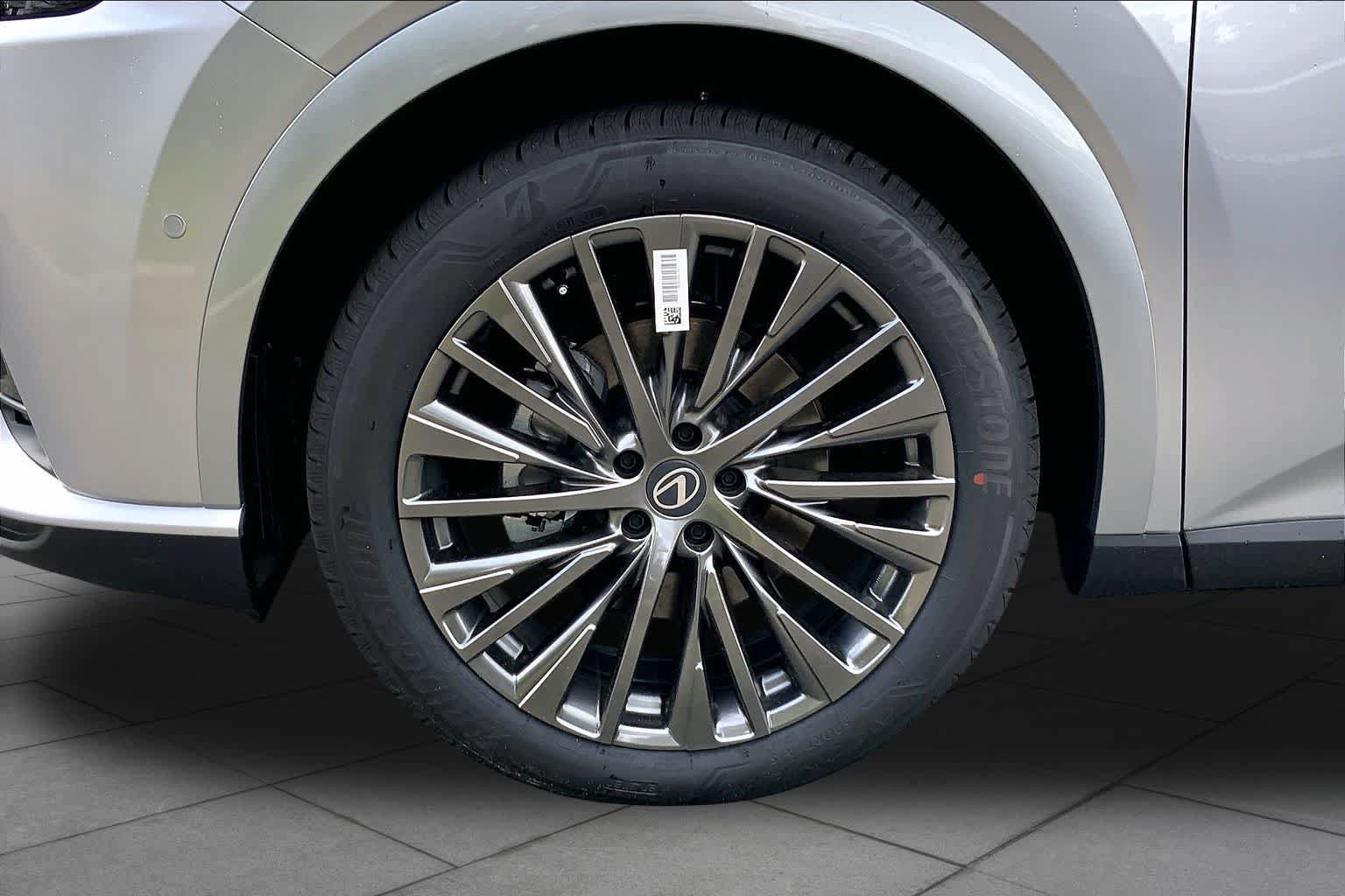 New 2026 Lexus RX 350 AWD w/ Convenience Package image 11