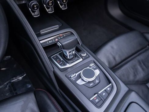 Used 2021 Audi R8 V10 RWD image 38
