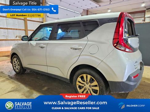 Used 2020 Kia Soul LX FWD image 3