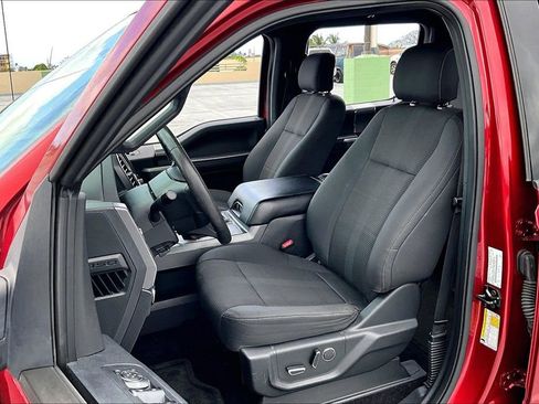 Used 2016 Ford F150 XLT w/ Equipment Group 302A Luxury image 27