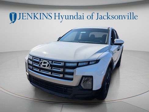 New 2026 Hyundai Santa Cruz SE FWD image 7