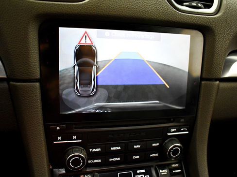 Used 2017 Porsche 718 Cayman S image 32